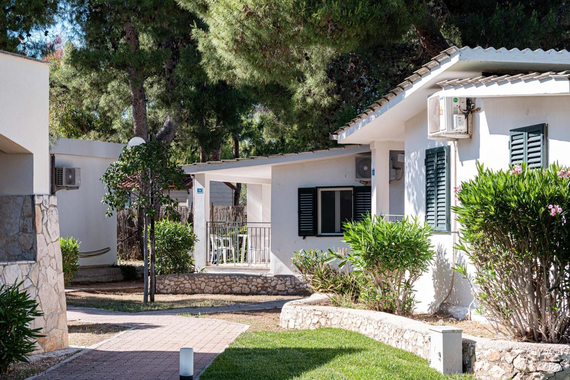 Villaggio Camping Spiaggia Lunga Vieste Exterior foto